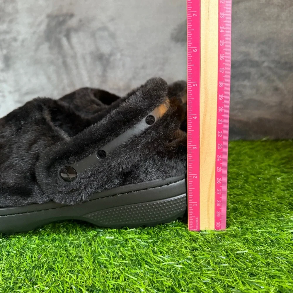 Crocs Classic Unforgettable Clog Black Faux Fur‎ Fuzzy Mens 11 211116-001 NWT